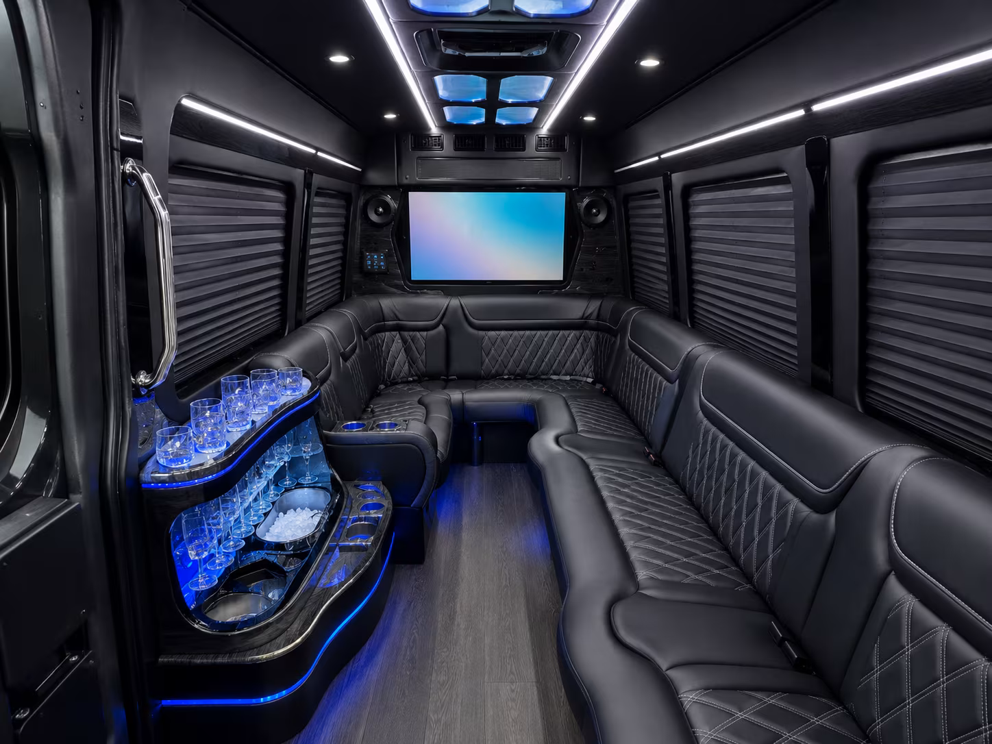 find the perfect transportation for your next corporate event 3