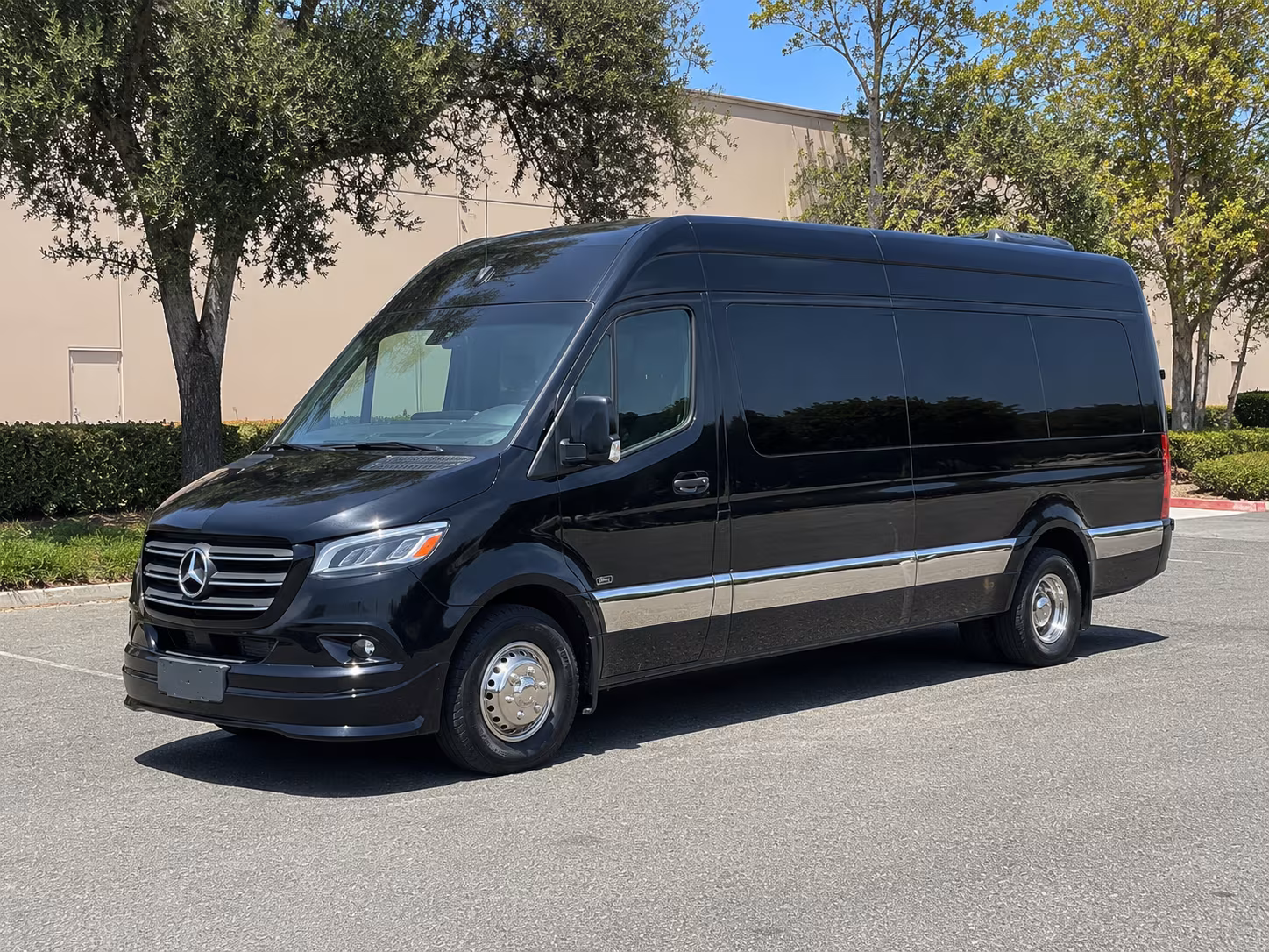 find the perfect transportation for your next wine tour 2