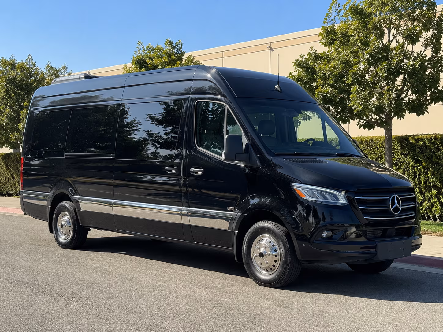 gainesville employee shuttle van service